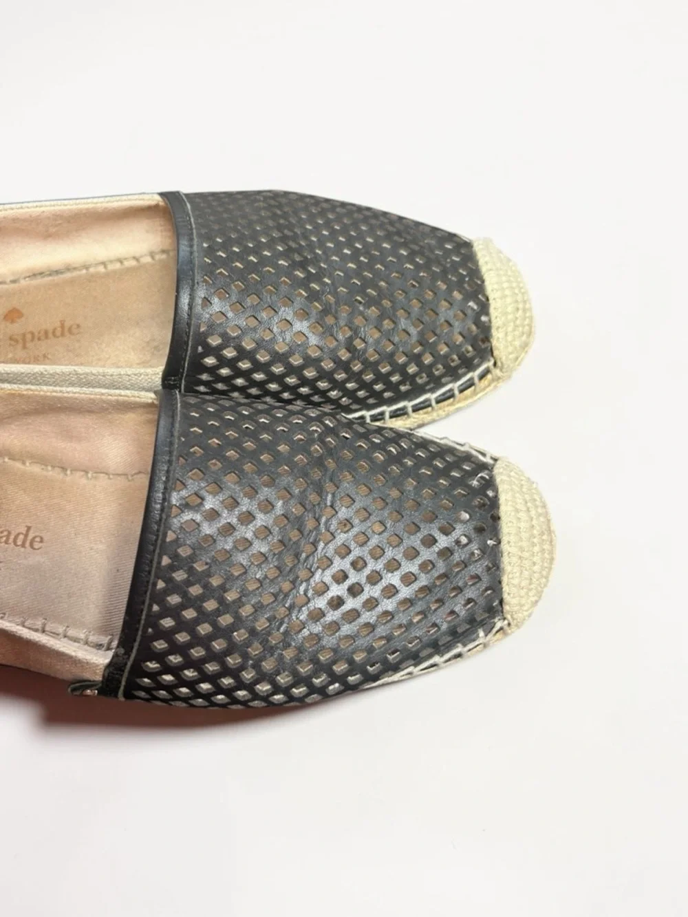 Kate Spade Greer Espadrilles 6.5 Black Perforated Leather Parchment Slip‎ On